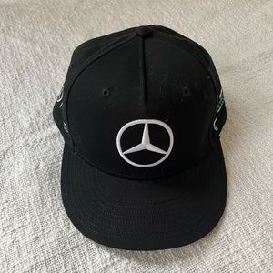 Mercedes Benz Hat